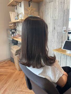 ジーナ 博多(Zina) 【Zina】ロブヘア/ブルーグレージュ/Aラインボブ/20代30代40代