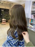 オリーブグレージュ　髪質改善カラー　ロング　赤み消しカラー