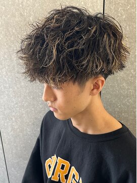 ニアウ 高崎店(Niau) ツイストスパイラルパーマハイライトメッシュメンズパーマ高崎市