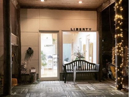 リバティー 文京台店(LIBERTY)の写真