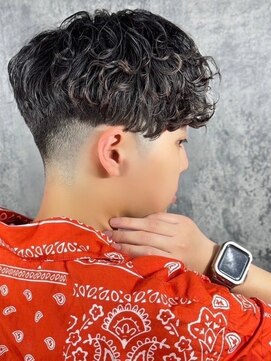 ヒロギンザバーバーショップ 新宿店(HIRO GINZA BARBER SHOP) スパイラルパーマ