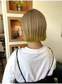 ベージュ×裾イエロー