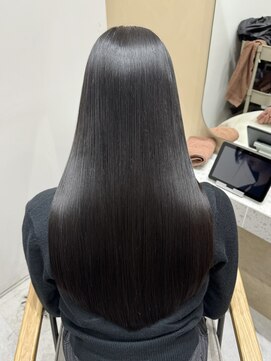 ジーナ サンシャイン通り池袋(Zina) 髪質改善で絹のような艶髪に【Zina清崎こころ】