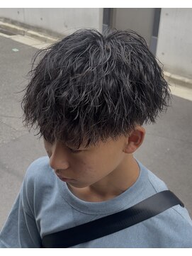 ミオ ゾーン(Mio'' ZONE) ツイストスパイラルパーマ