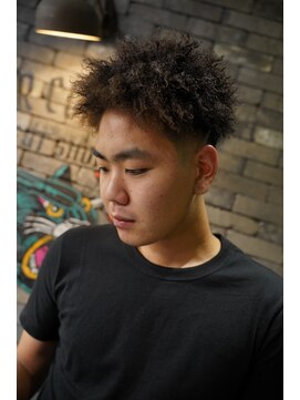 フォーコーナーズカットショップスリーセント 栄(FourCornersCutShop 3/cent) アフロツイスト