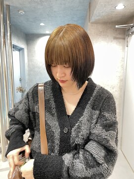 シー(shii..) 《shii../内城》#ブリーチなし #ダブルカラー