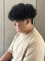 ニアウ 太田店(Niau)&nbsp;MEN’S HAIR/波巻きツイストスパイラル/リバースセンターパート