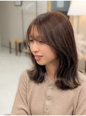 顔周りレイヤー×くびれミディ|艶ブラウン