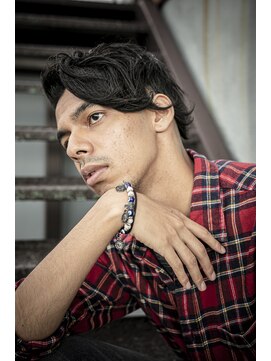 バーバーショップ ダリー(BARBERSHOP DALIE) ＭＩＤ　ＦＡＤＥ×ＰＥＲＭ