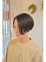 シタテ(SiTATE) ちょい刈り上げ前下がりボブ