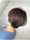 ショートヘア×ハイライト×インナーカラー