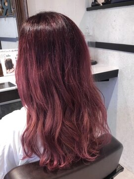 コエバイロゼオ(coe by Roseo) ピンクベージュのグラデーションカラー