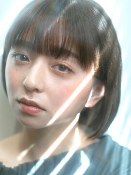 エミュ 表参道 青山(emu) 【emu井上信洋】すきまワイドバングで耳かけも小顔に【エミュ】