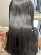 エクラート リラ 立川店(ECLART lilas.) グレージュ×縮毛矯正