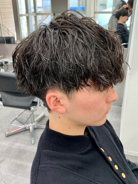 ジーニー 本厚木(Genie) ツイストスパイラル/波巻き/ハイライト/マッシュパーマ/ウルフ