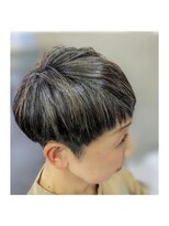 オシャマヘアー マチニワ店&nbsp;脱白髪染めハイライト