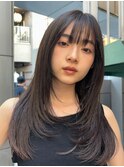顔周りレイヤーカットくびれヘアミルクティーベージュカラー