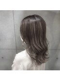 透明感グレージュコントラスト白髪活かしハイライト