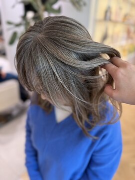 ステア ケース(stair case) 【白髪が多い方向け】リタッチだけでメンテナンス 脱白髪染め