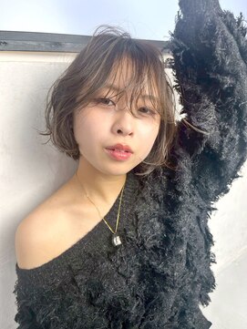ファムバイアヴァンス(Femme by AVANCE.) ハイライトカラーエフォートレスウェーブボブ