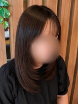 ゼネ(Zene)&nbsp;顔まわりレイヤー×セミロング