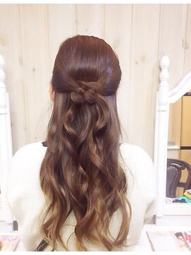 リーフ オレンジ 京橋店(leaf orange) 編み込み★クロスハーフアップ