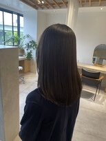 スリー(three.) オリーブベージュ
