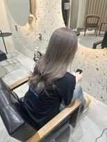 ティム(tim) ホワイトグレージュ