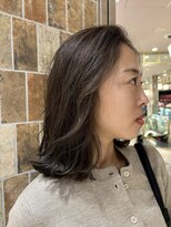ピークアブー アヴェダ アトレ恵比寿(PEEK-A-BOO AVEDA)&nbsp;切りっぱなしボブ　オリーブブラウン　結べるボブ　20代