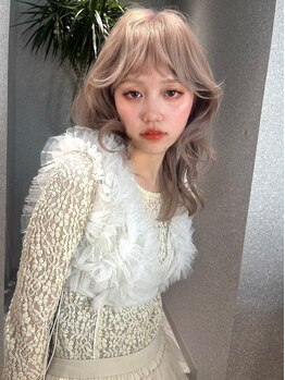 天神美容室の写真/【ハイトーン特化】ケアブリーチ×傷ませない技術*圧倒的カラー経験であなたの理想の髪色を叶える―。