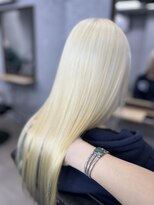 ワン(ONE)&nbsp;ブロンド