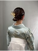 タイトシニヨン　金箔ヘア