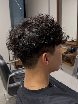 グルーマーズクレッジ 渋谷店(GROOMER/S CREDGE) men's/メンズ/フェザーパーマ/サーフカール/スペインカール/渋谷