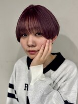 ペルソナ(PERSONA)&nbsp;ハイトーンピンク×マッシュショート