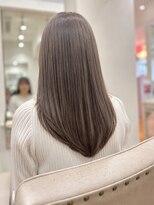 オラ ボーテ(Aura Beaute)&nbsp;ブリーチ無し グレージュ Wカラー レイヤースタイル
