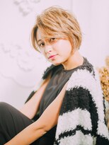 美容室クローバー 新小岩店(clover)&nbsp;ハイトーンのホワイトベージュショート【新小岩】