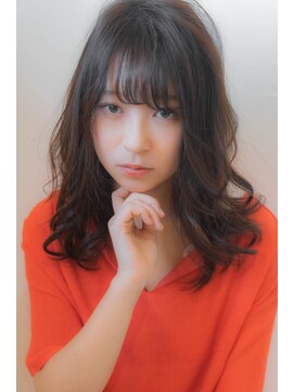 エルフォ(elfo) 【elfo】エアリーカールで大人っぽさを演出！