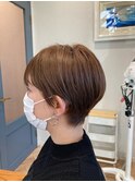 白髪ぼかし バイオレットベージュ 大人ショートヘア