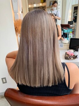 ソルトウォーター 南堀江(SALT WATER) ミルキーベージュ