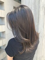 リバレッジ 広尾(Leverage)&nbsp;柔らかい大人グレージュ