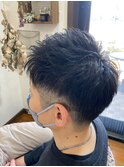 短髪黒髪無造作ショートレイヤー刈り上げツーブロック20代30代