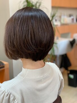 ミオ パーチェ ヘア(mio pace hair) 前下がりショートボブ