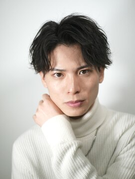 イーラ(era) マッシュアップバング無造作刈り上げセンターパート