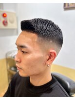 カムレイドフォーライフ(COMRADE 4 LIFE)&nbsp;担当西村　ショートフェード