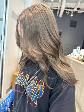 アイティー バイ アルバム 中野店(IT by ALBUM) ミルクティーロング_エアリーロングピンクブラウン_ba482291