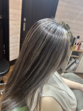 レック(REK) コントラストハイライト　ホワイトグレー系