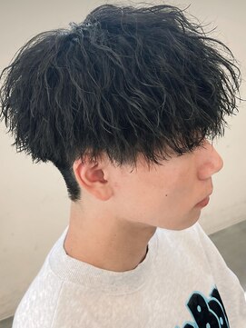 バース バイ ハピネス(BIRTH by happiness) 奈良men's縦落ちツイストスパイラルパーマ刈り上げマッシュ