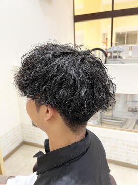 デザイニングヘアードゥ(designing hair Deux) メンズシルクツイストスパイラルパーマ