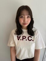 フォークロア 本店(Folk Lore)&nbsp;オリーブカラー/ミディアムワンレングス/外ハネ