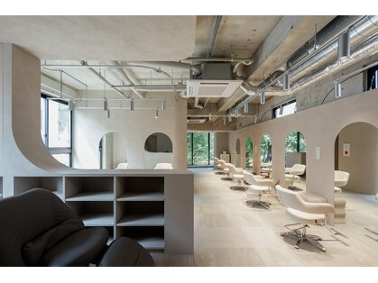 ウィルミナス(WILLLUMINOUS)の写真